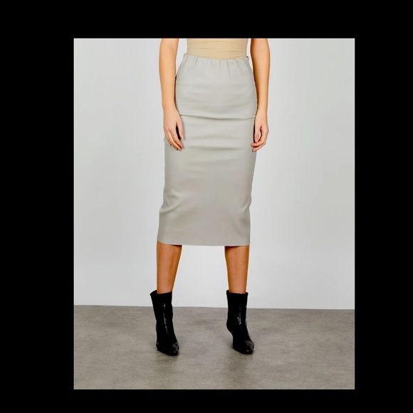 NWT By MALENE BIRGER Gray Embossed Leather Pencil Skirt - Picture 14 of 14